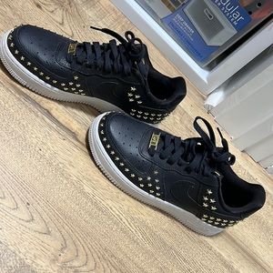 Shoes worn a couple times, in great shape and very cute